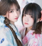 桜桃喵&鳗鱼霏子《百合》：校园时光里的甜美邂逅