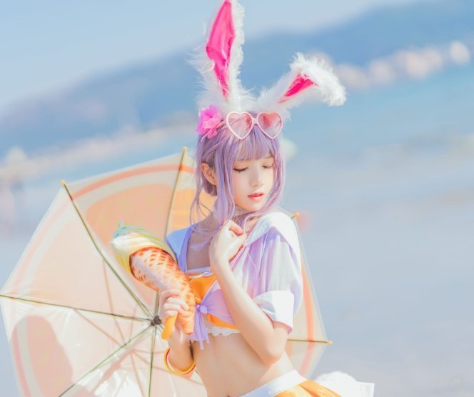 桜桃喵的《公孙离》Cosplay——海边的精灵兔，甜美又飒爽！ 第1张